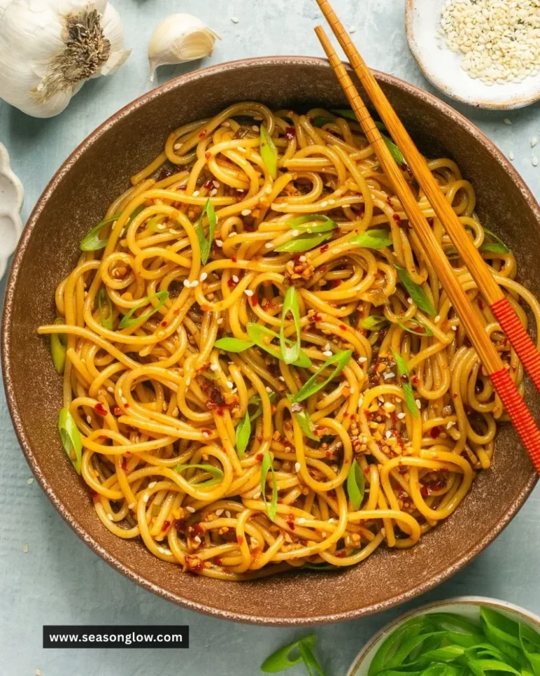 10 Minute Garlic Chili Oil Noodles with vibrant flavors and a spicy kick.
