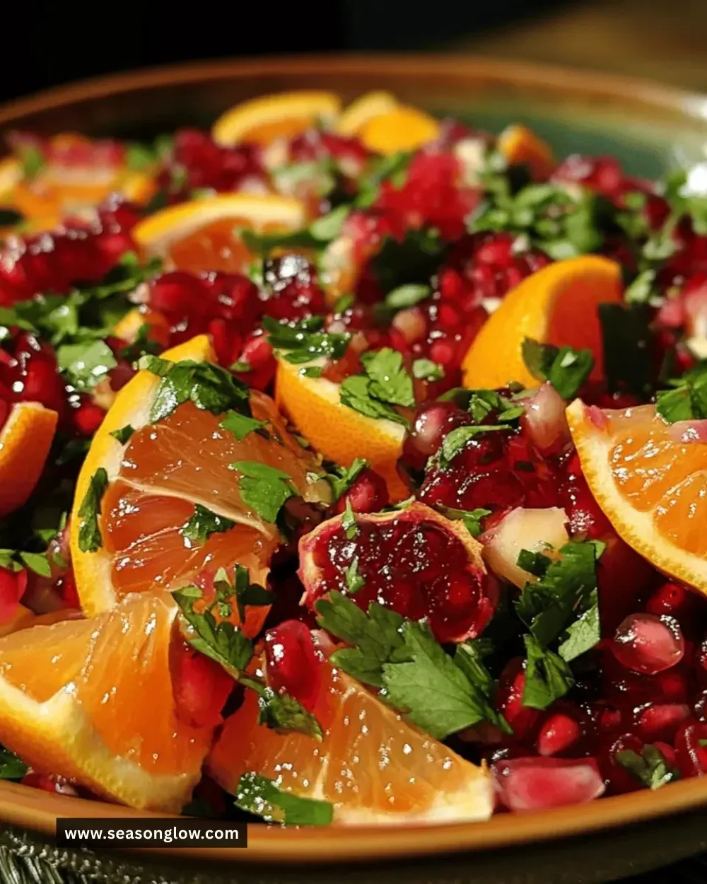 Easy Christmas Citrus and Pomegranate Salad in a festive bowl