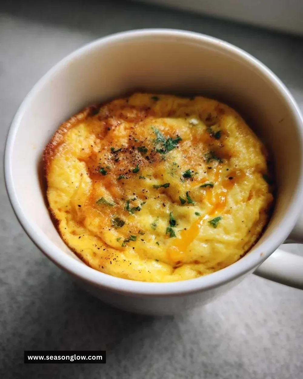 Delicious 5-minute omelet with vegetables and herbs on a plate