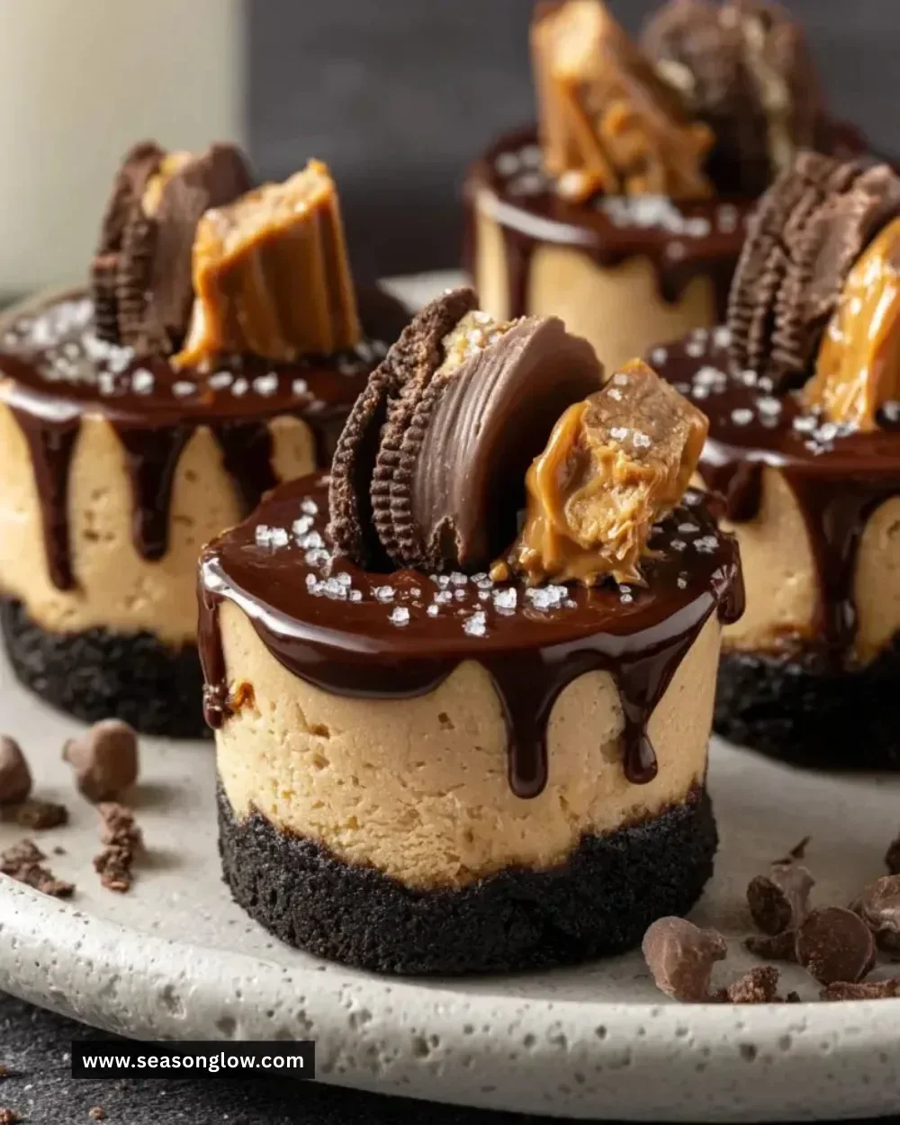 Delicious Peanut Butter Oreo Cheesecake Bites displayed on a plate