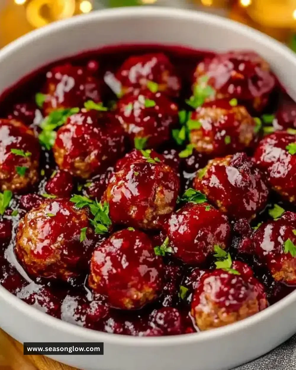 Delicious quick Christmas cranberry meatballs recipe for festive gatherings