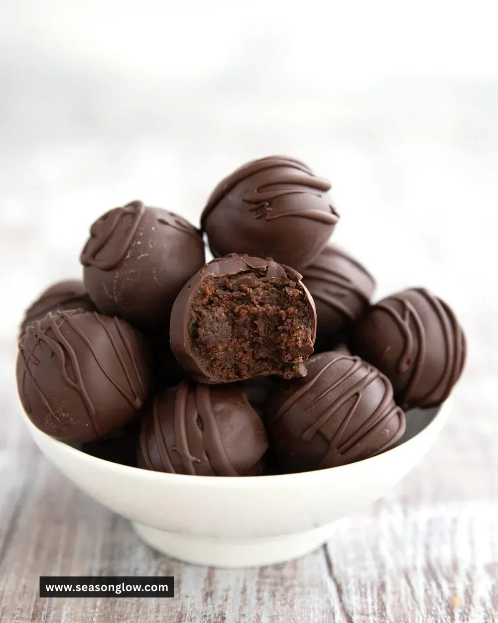 Keto Brownie Batter Truffles - Low-carb chocolate dessert