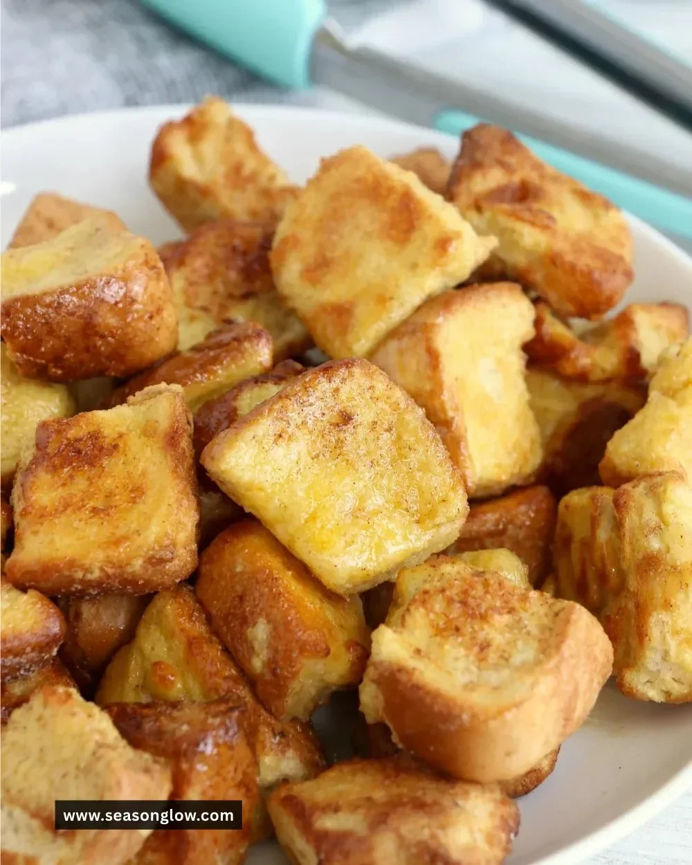 Ninja Foodi French Toast Bites served on a plate.