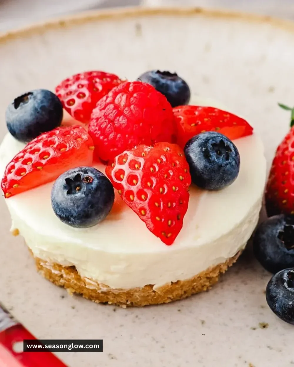 Delicious no bake mini cheesecakes topped with fresh fruit
