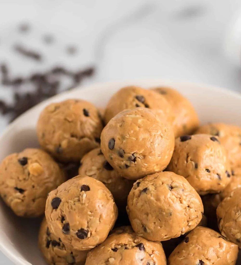 Delicious no bake protein balls made with oats, nuts, and protein powder.