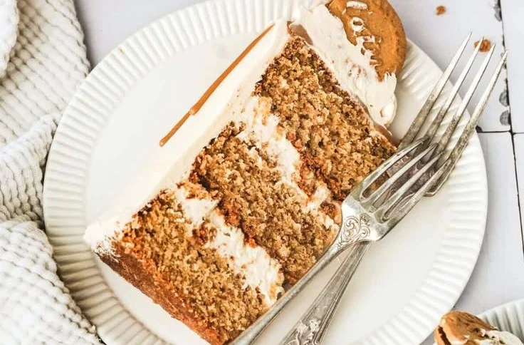 Lotus Biscoff Cake